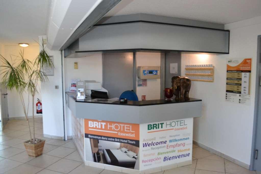 Brit Hotel Essentiel Tours Nord Интерьер фото