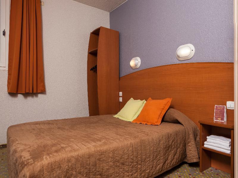 Brit Hotel Essentiel Tours Nord Экстерьер фото