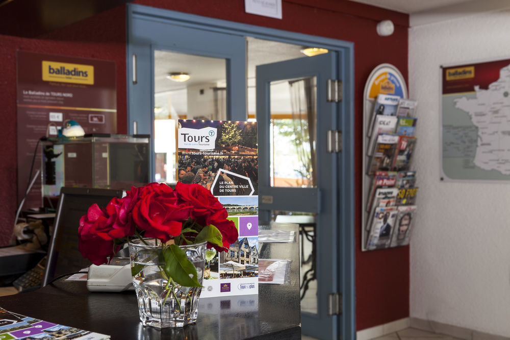 Brit Hotel Essentiel Tours Nord Экстерьер фото