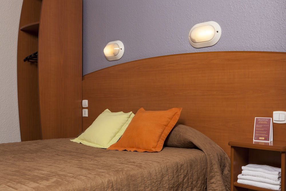 Brit Hotel Essentiel Tours Nord Экстерьер фото